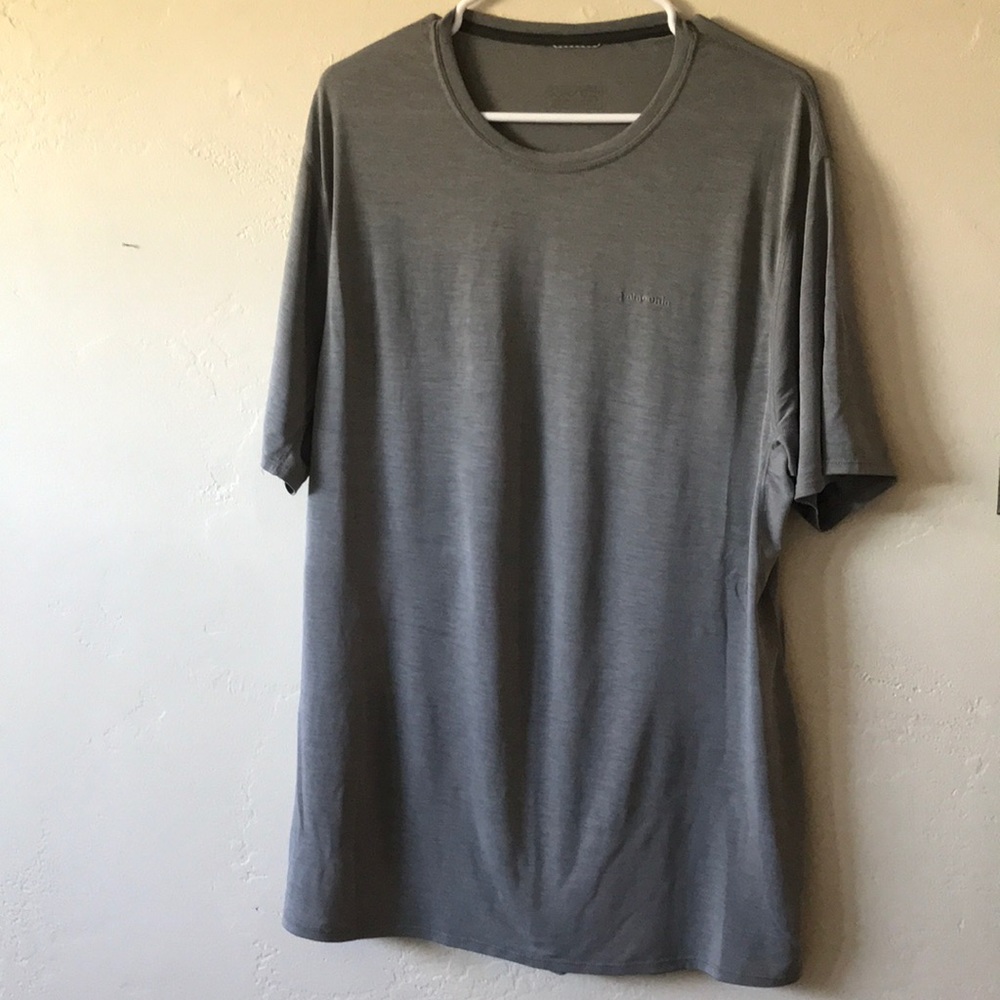 Mens Patagonia Capilene cool trail shirt